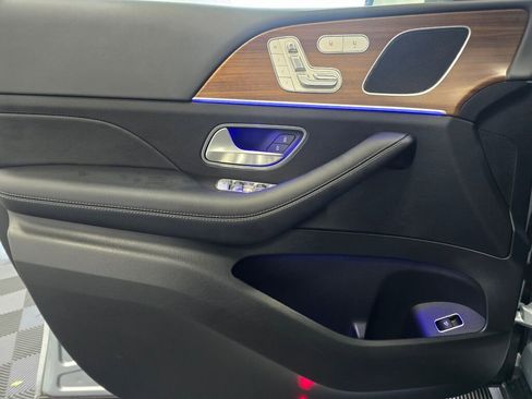 Used 2025 Mercedes-Benz GLE 350 4MATIC image 34