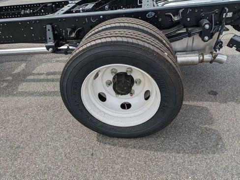 New 2025 Chevrolet Low Cab Forward image 22