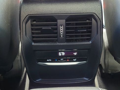 Used 2024 BMW 430i Convertible RWD image 9
