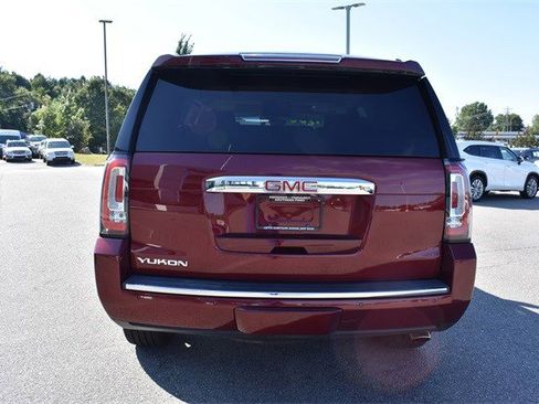 Used 2019 GMC Yukon Denali w/ Denali Ultimate Package image 8