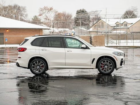 Used 2023 BMW X5 M50i w/ Executive Package image 4