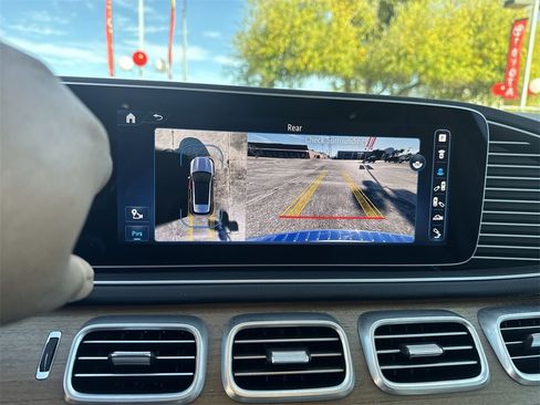 Used 2024 Mercedes-Benz GLE 580 4MATIC image 28