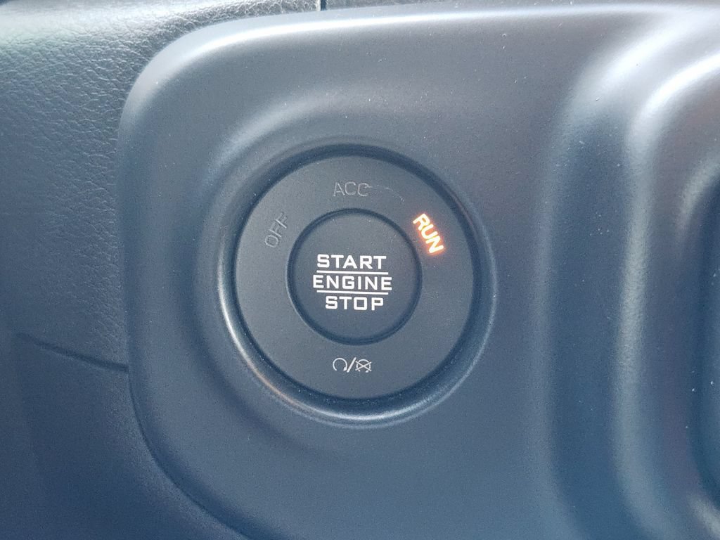 Used 2021 Jeep Wrangler Unlimited Sport AWD/4WD image 21
