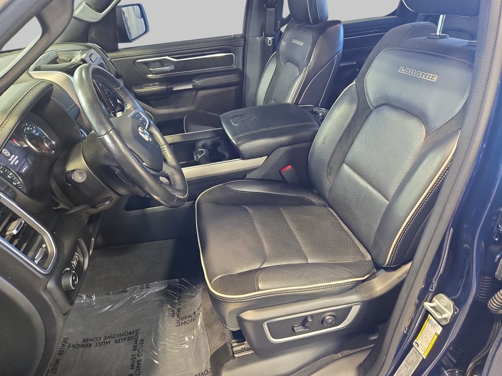 Used 2020 RAM 1500 Laramie w/ Sport Appearance Package AWD/4WD image 18