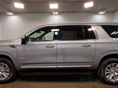 Used 2025 GMC Yukon XL Denali AWD/4WD image 37