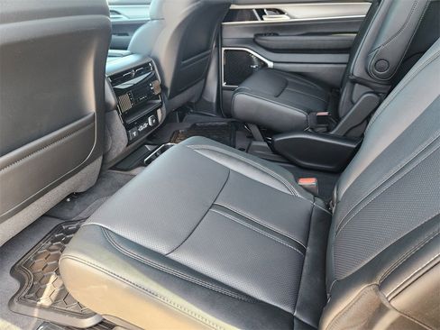 New 2026 Jeep Grand Wagoneer L Limited image 21