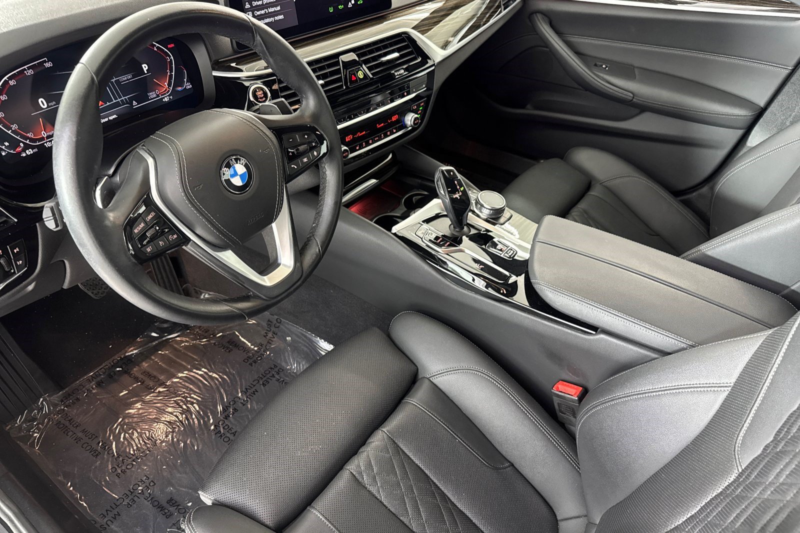 Used 2023 BMW 530i w/ Convenience Package RWD image 4