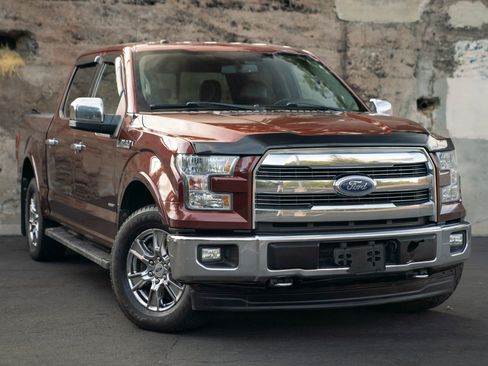 Used 2017 Ford F150 Lariat w/ Equipment Group 501A Mid image 2