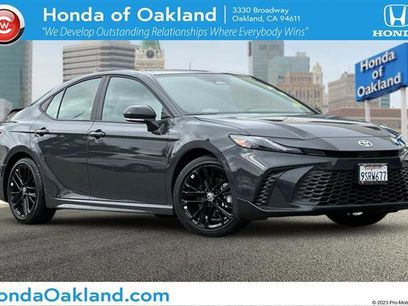 Used 2025 Toyota Camry SE