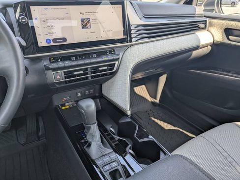 Used 2026 Toyota Camry XLE FWD image 24