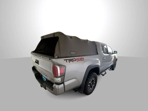 Used 2020 Toyota Tacoma TRD Off-Road w/ TRD Premium Off Road Package image 8