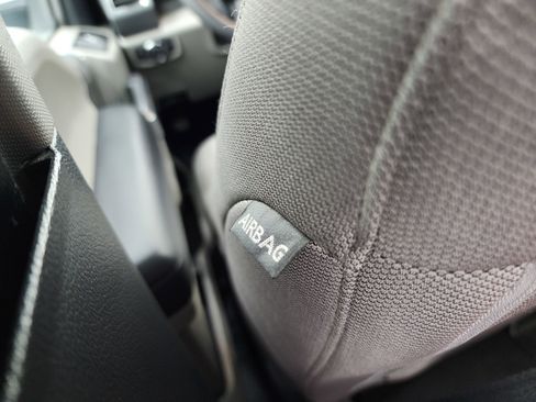 Used 2022 Ford F250 XLT w/ Black Appearance Package image 40