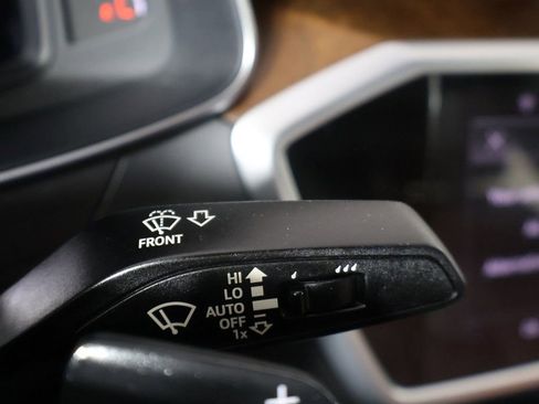 Used 2022 Audi A6 Premium Plus image 45