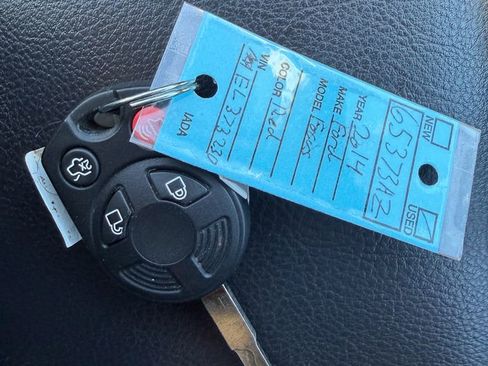 Used 2014 Ford Focus SE w/ Equipment Group 201A image 23