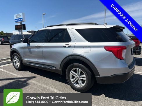 Used 2022 Ford Explorer XLT w/ Equipment Group 202A AWD/4WD image 9