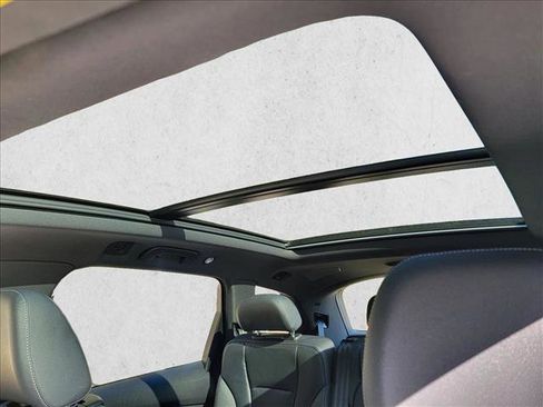 Used 2025 Audi Q7 Premium w/ Convenience Plus Package image 23