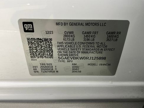 Used 2024 Buick Enclave Premium image 32