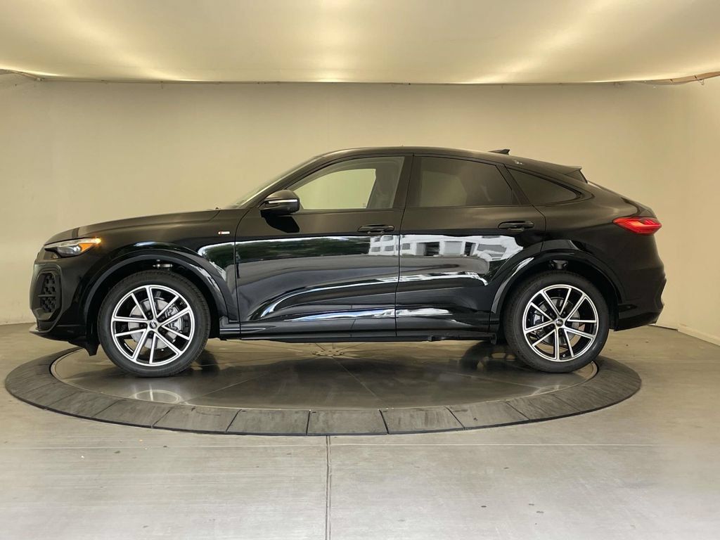 New 2026 Audi Q5 Prestige AWD/4WD image 2