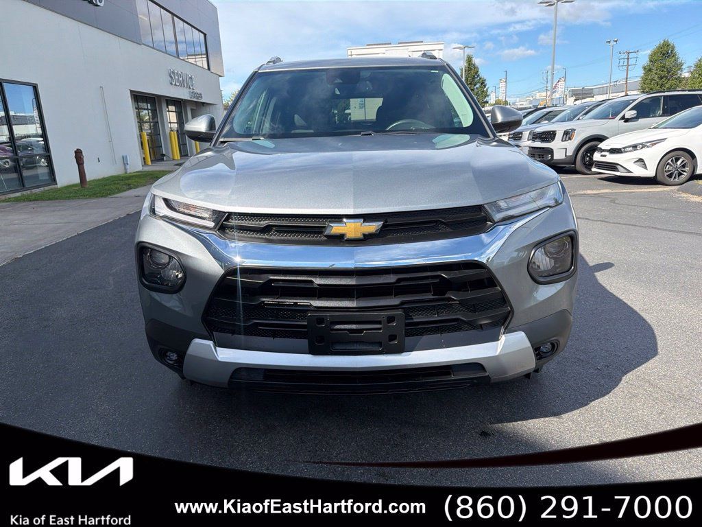 Used 2023 Chevrolet TrailBlazer LT w/ Convenience Package AWD/4WD image 4