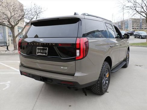 New 2026 Ford Expedition Tremor image 5