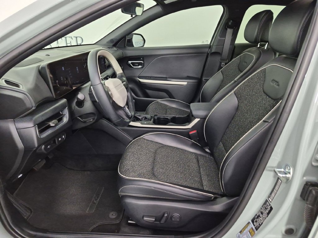 Used 2025 Kia K4 GT-Line FWD image 16