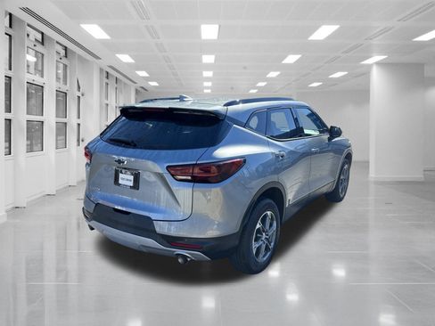 Used 2024 Chevrolet Blazer LT w/ Convenience Package image 5