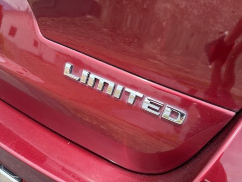 Used 2021 Jeep Grand Cherokee L Limited w/ Luxury Tech Group II AWD/4WD image 8