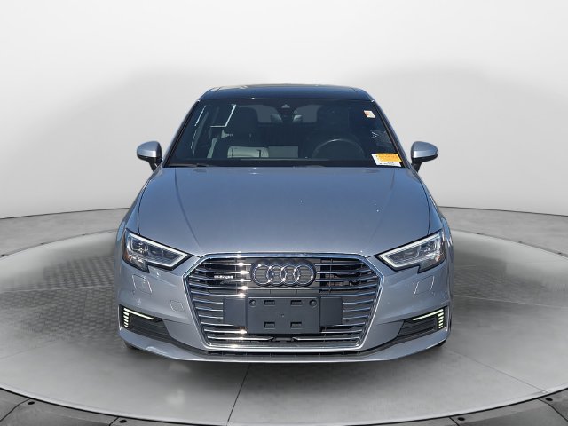 Used 2018 Audi A3 e-tron Prestige w/ Prestige Package FWD image 8