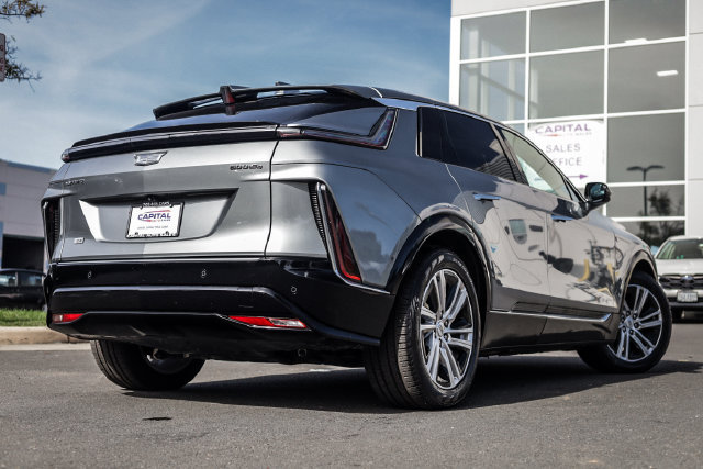 Used 2024 Cadillac Lyriq Tech w/ Driver Assist Package AWD/4WD image 21