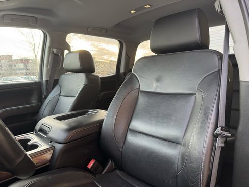 Used 2017 GMC Sierra 2500 SLT w/ Driver Alert Package image 10