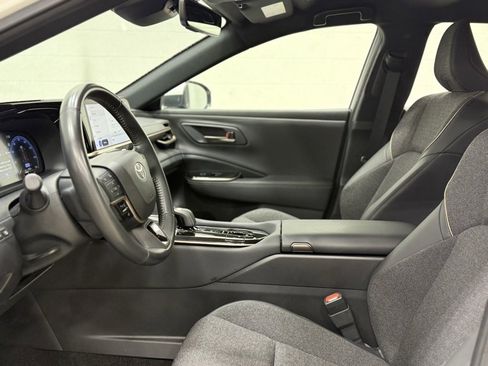 Used 2024 Toyota Crown XLE image 14