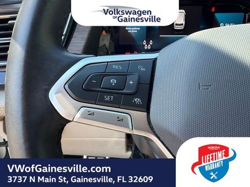 Certified 2024 Volkswagen Atlas SEL Premium R-Line AWD/4WD image 23