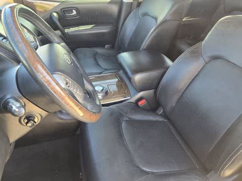 Used 2017 INFINITI QX80 2WD w/ Driver Assistance Package image 11