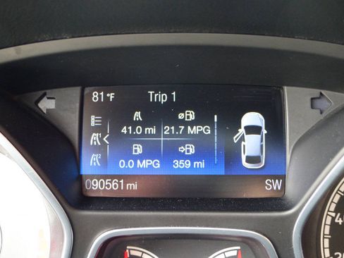 Used 2017 Ford Focus ST FWD image 34