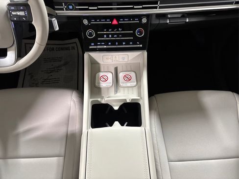 New 2026 Hyundai Santa Fe SE image 11