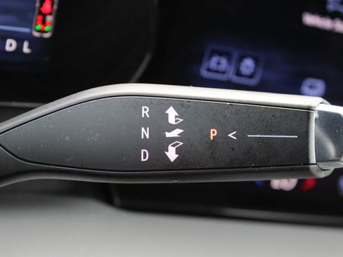 Used 2026 Chevrolet Traverse LT w/ Driver Confidence Package FWD image 34