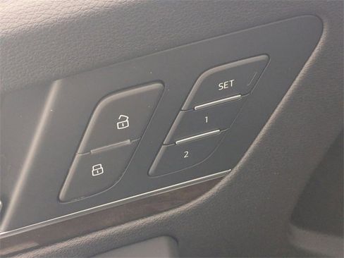 Used 2019 Audi Q5 2.0T Premium image 11