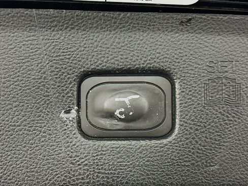 Used 2020 Ford Edge ST w/ Equipment Group 401A image 32