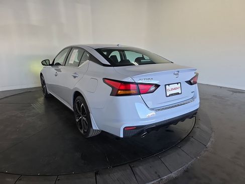 Used 2023 Nissan Altima 2.5 SR image 7