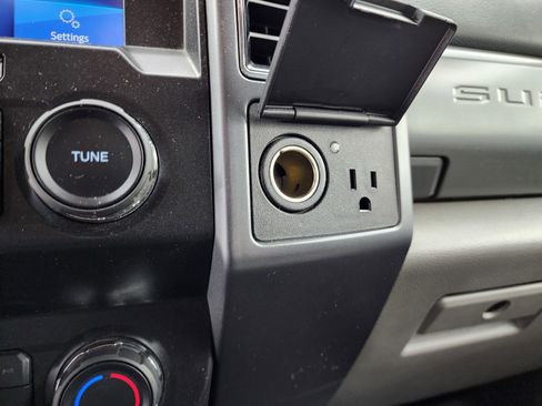 Used 2022 Ford F350 XLT w/ XLT Value Package image 57