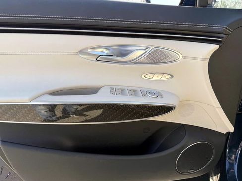 Certified 2023 Genesis GV70 3.5T Sport w/ Sport Prestige Package image 17