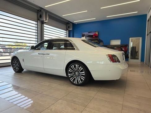 Used 2024 Rolls-Royce Ghost AWD/4WD image 5
