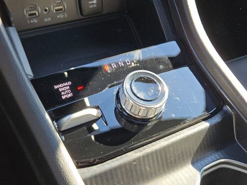 New 2025 Jeep Grand Cherokee Limited w/ Luxury Tech Group II image 28