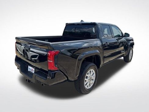 Used 2026 Toyota Tacoma SR5 w/ SR5 Upgrade Package AWD/4WD image 10