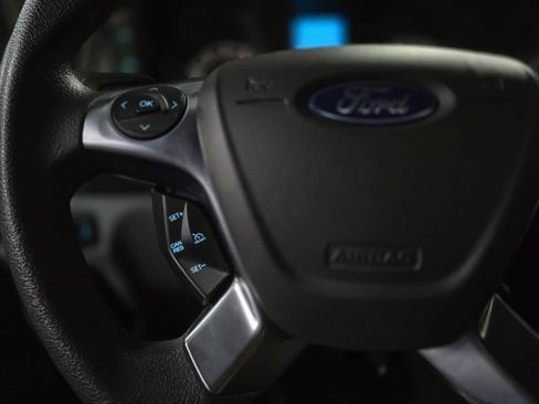 Used 2018 Ford Transit 350 XLT image 19