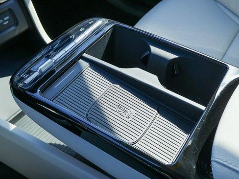 New 2026 Hyundai Tucson Limited image 22