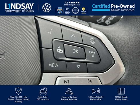 Certified 2025 Volkswagen Taos SE image 21