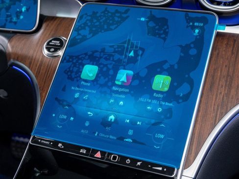 Certified 2025 Mercedes-Benz C 300 Sedan image 20