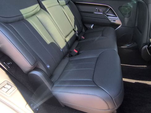 New 2026 Land Rover Range Rover Long Wheelbase SE AWD/4WD image 21