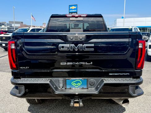 Certified 2024 GMC Sierra 2500 Denali Ultimate image 6